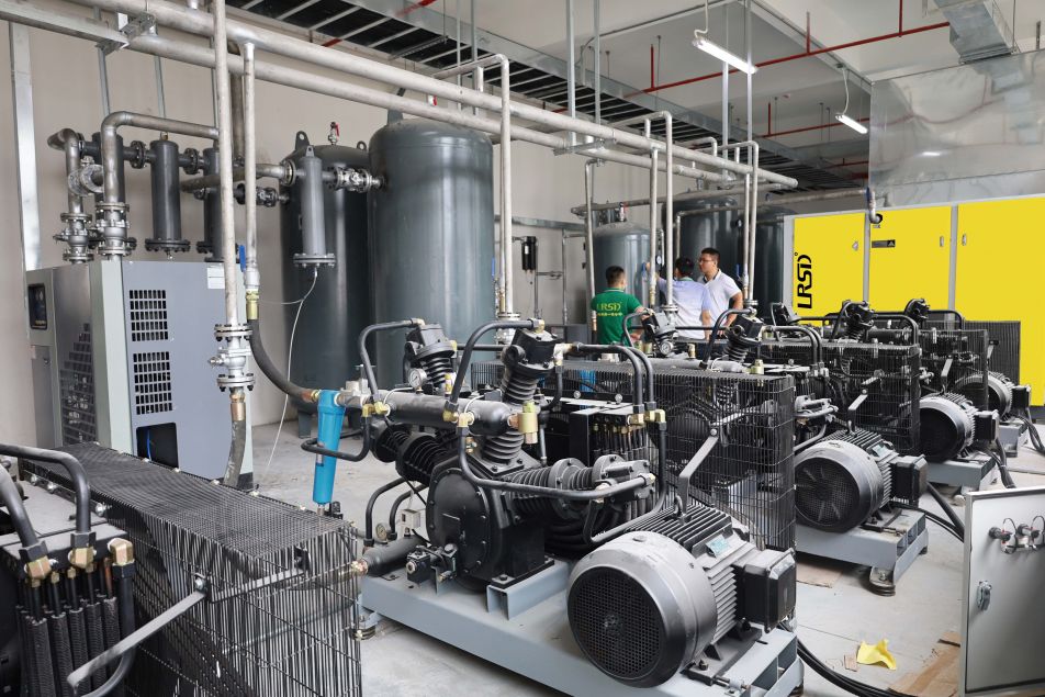The application of LRSD air compressor in the automotive industry